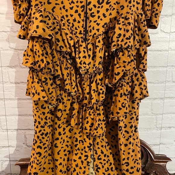 🎈SOLD🎈VINTAGE Milanzo 80s Leopard Print Ruffled Bottom Midi Dress 5/6 Puff - Picture 9 of 16